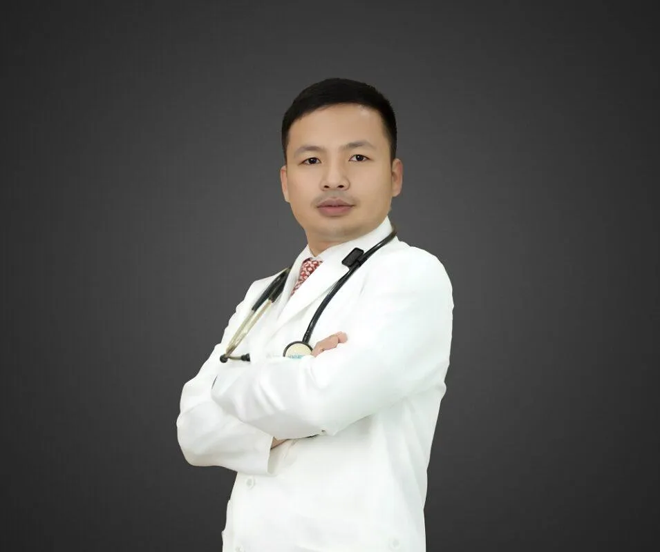 Bác sĩ Nguyễn Quang Hòa
